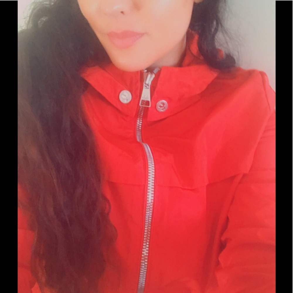 Karl Lagerfeld Red. Lapels. Wind/rain jacket. Silver hardware.